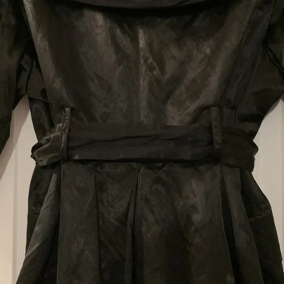 EUC BCBGMAXAZARIA jacket - Picture 9 of 11